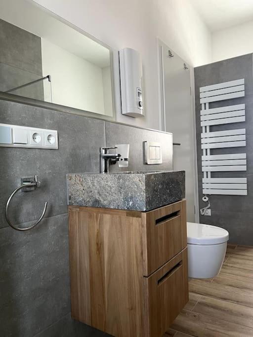 Moderne, Stilvolle Ferienwohnung In Eich Eich  Luaran gambar