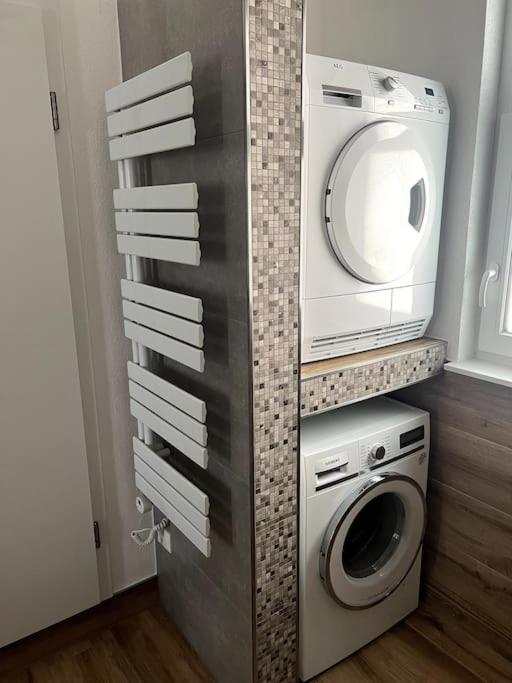 Moderne, Stilvolle Ferienwohnung In Eich Eich  Luaran gambar